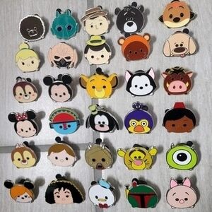 HUGE Disney Pins Tsum Tsum Lot, LION KING/UP/JUNGLE BOOK/MICKEY/STAR WARS